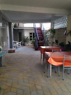 Guest House Komsomolskiy
